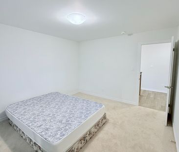 For Lease - 3243 DOMINION Road, Fort Erie, Ontario - Photo 4