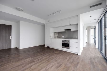 For Lease - 185 Roehampton Avenue Unit# 608, Toronto, Ontario - Photo 2