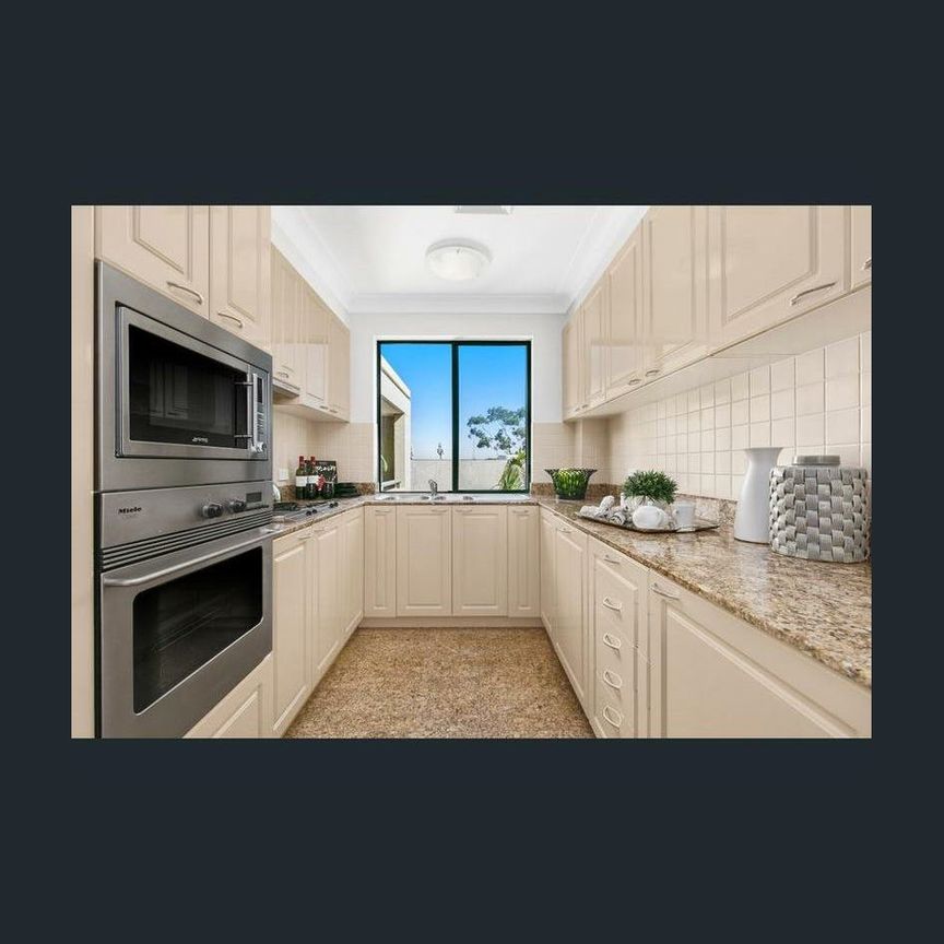 Huge North Facing 3 Bedroom Penthouse in Northbridge - Photo 1