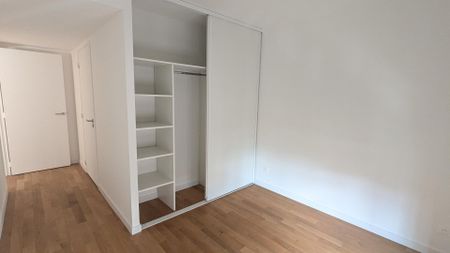 location Appartement T4 DE 81.2m² À COURBEVOIE - Photo 3