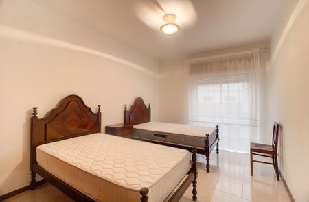 Excelente Apartamento para Arrendamento Anual - Vila Real de Santo António - Photo 3