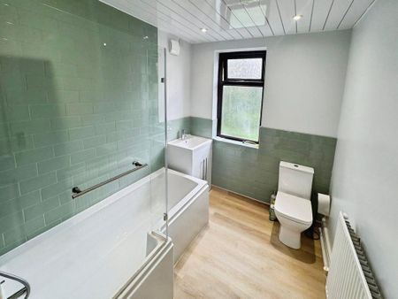 3 bedroom terraced house to rent - Photo 2