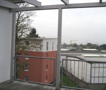 SIEGBURG-ZENTRUM, Top 4 Zi. Wohnung, Küche, Diele, Duschbad, Dachterrasse u. Balkon, ca.100 m² Wfl. - Foto 4