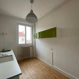 Location appartement 3 pièces 73.21 m² à Romans-sur-Isère (26100) - Photo 2