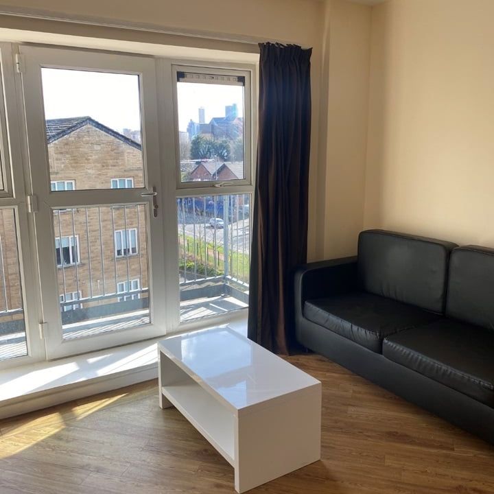 1 Bed Flat, Buslingthorpe Lane, LS7 - Photo 1