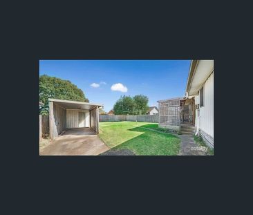 2 Deborah St, Werribee, Vic 3030 - Photo 3