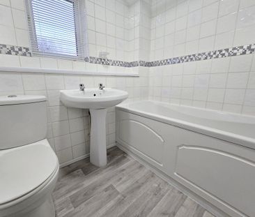 2 bedroom semi-detached house to rent - Photo 3