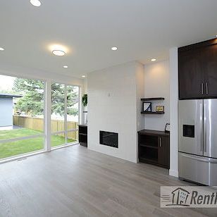 1922 32 Ave Sw - Photo 1