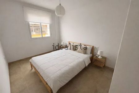 Alquiler de piso en Calle Tejares - Photo 4