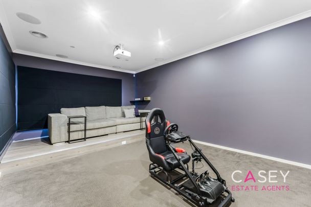 11 Charlbury Crescent, Cranbourne North - Photo 1