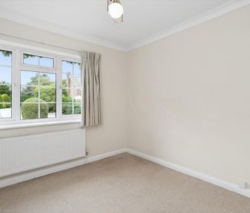 4 bedroom detached house to rent - Photo 5