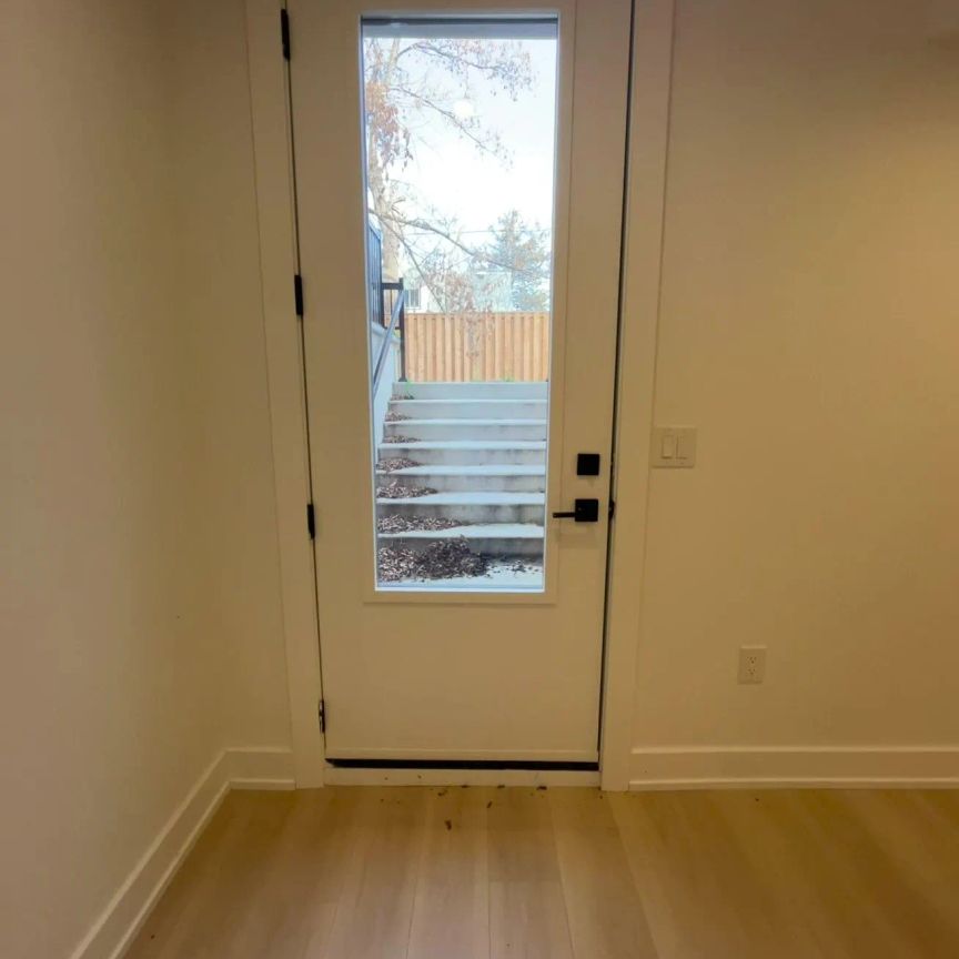 1039 Caven Street #Bsmt - Photo 1