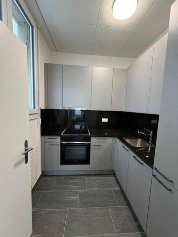 2.5 Zimmer, 20. Stock - Photo 2