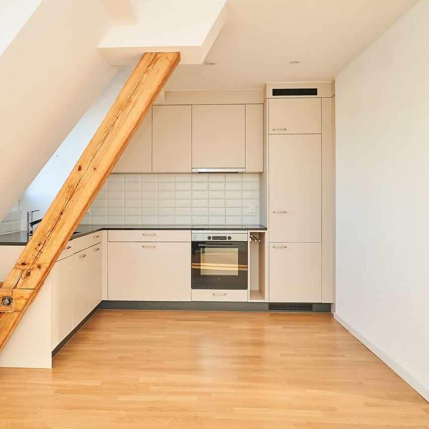 3.5 Zimmer, 125 m², 5. Stock - Photo 1