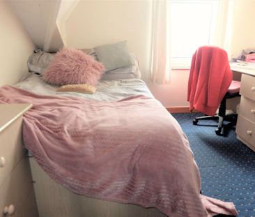 8 bedroom House in Derwent Water Terrace, Leeds - Photo 6