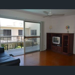 5/5 Miller Street, Bargara, Qld 4670 - Photo 2