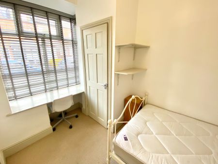 5 Winnie Road - Photo 2