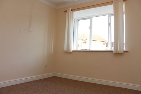 Sawyers Close, Newark, Nottinghamshire, NG24 - Photo 3