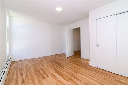 3320 rue de la Monnerie - Photo 2