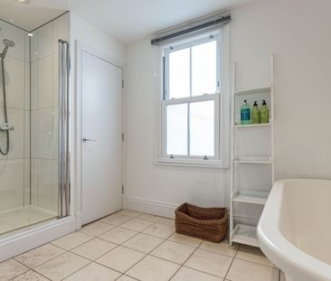 6 bed Terraced - To Let - Photo 4