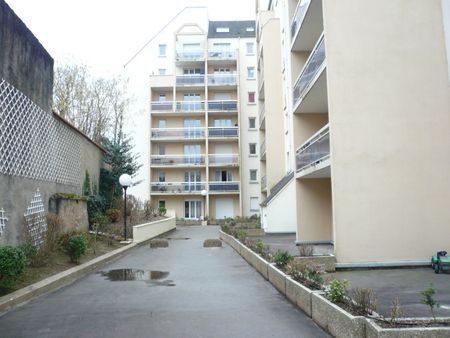 Location Appartement 2 pièces 45m² ORLEANS 45000 - Photo 2