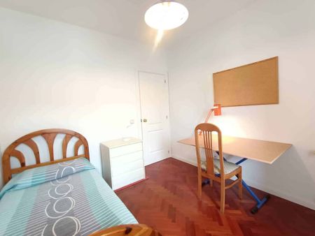 20 C. del Aliso, Madrid, Community of Madrid 28903 - Photo 4