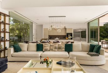 6 bedroom luxury Villa for rent in Nueva Andalucia, Andalusia