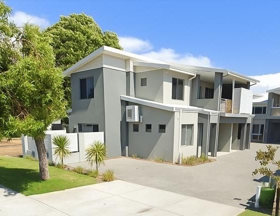 Photos coming soon - Photo 1