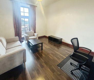 2 bedroom flat to rent - Photo 1