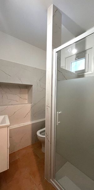 BOULBON - Maison de village avec jardin en face., - Photo 1