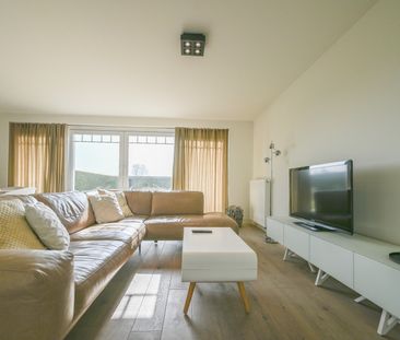 Gelijkvloers éénslaapkamerappartement met tuin en carport op de Bos... - Photo 1