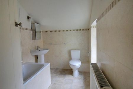 2 bedroom terraced house to rent - Photo 5