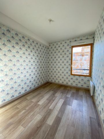 Location Appartement 3 pièces 67m² - Photo 2