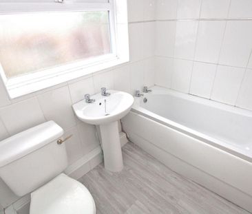 2 bedroom End of terrace house to rent - Photo 5