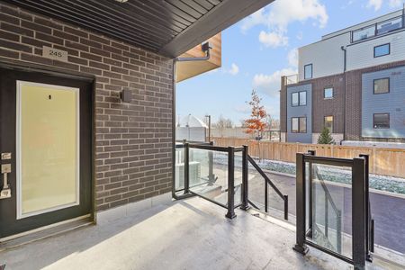 For Lease - 1145 Journeyman Lane Unit# 245, Mississauga, Ontario - Photo 2