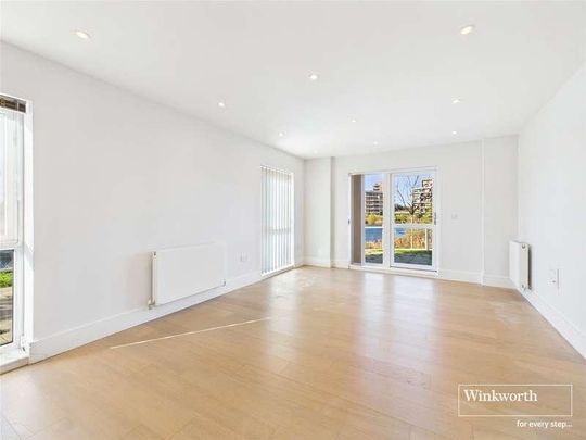 Flagstaff Road, Reading, Berkshire, RG2 - Photo 1