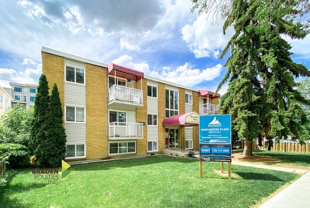 Manchester Place - Photo 1