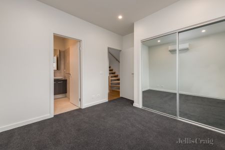 3/10 Davies Street, Brunswick - Photo 3