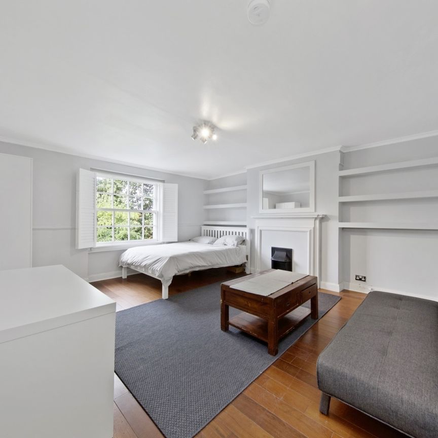 3 Bed Flat, Camden Road, N7 - Photo 1