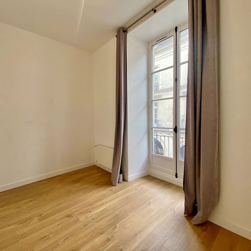 A LOUER - GRAND T3 LUMINEUX EN HYPERCENTRE DE NANTES - Photo 1