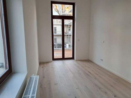 3-Zimmerwohnung mit Terrasse und Balkon in einer Villa zu vermieten! - Photo 2
