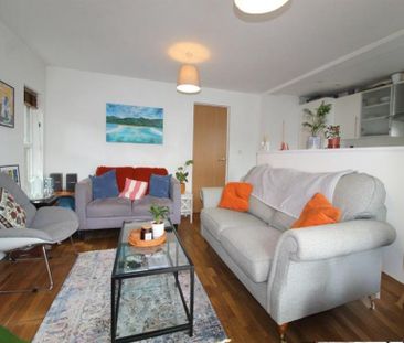 2 Bedroom Apartment To Let - Photo 2