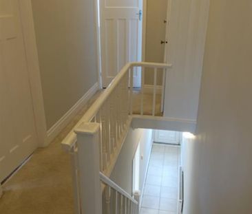 3 bedroom House To Let - Photo 5