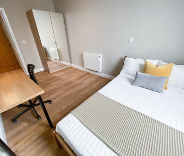 8 bedroom flat to rent - Photo 3