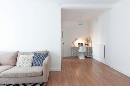 1 bedroom apartment to rent - Photo 4