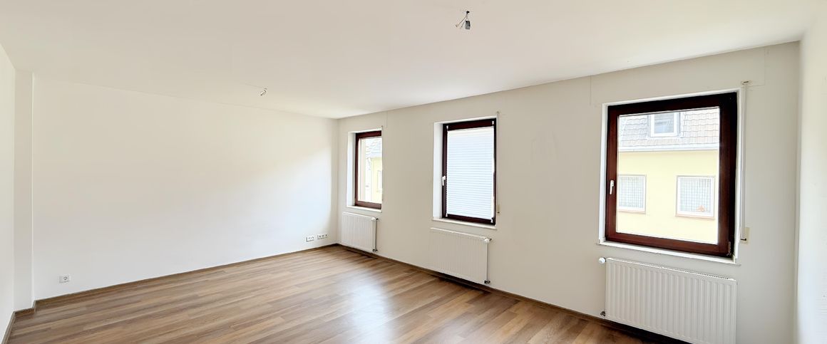 GROßZÜGIGE MASIONETTE WOHNUNG IN KREFELDER INNENSTADT ZU MIETEN! - Foto 1