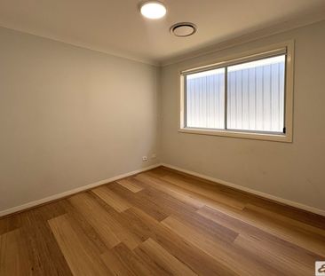 Spacious 4 Bedroom Home - Perfect For Families - Photo 5