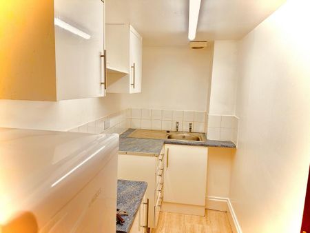 1 bedroom flat to rent - Photo 5