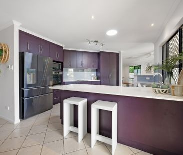 Beautifully presented family home with a pool! # Break lease - incr... - Photo 2