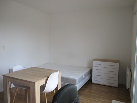 Location Appartement 1 Pièce 30 m² - Meublé - Photo 5